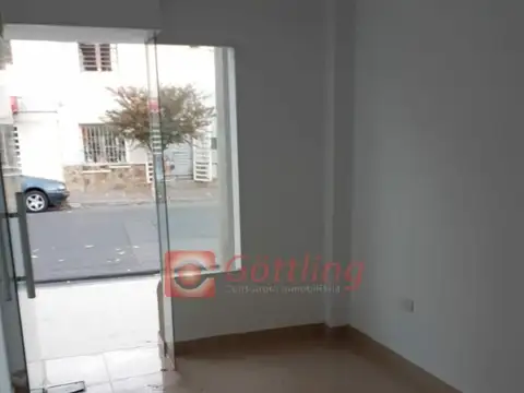 Local en Alquiler en Zona Centro, $ 300.000