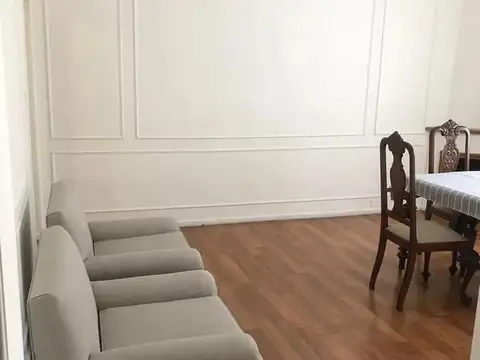 Uruguay 1000, Piso 4