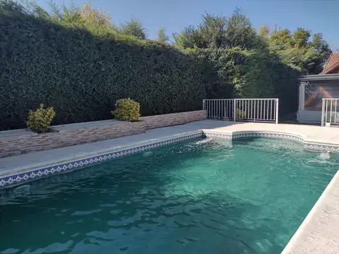 Casa a la venta,apto crédito de 4 dormitorios en Barrio Los Sauces, Pilar, G.B.A. Zona Norte