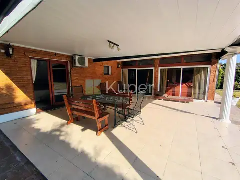 Casa a la venta,apto crédito de 4 dormitorios en Barrio Los Sauces, Pilar, G.B.A. Zona Norte