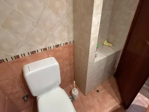 MULTI- FAMILIAR  EN VENTA CON PISCINA   LAS GAVIOTAS