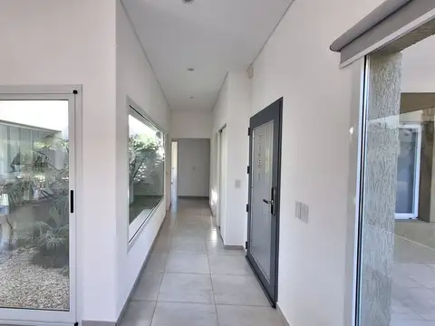 Casa en Alquiler al Noroeste