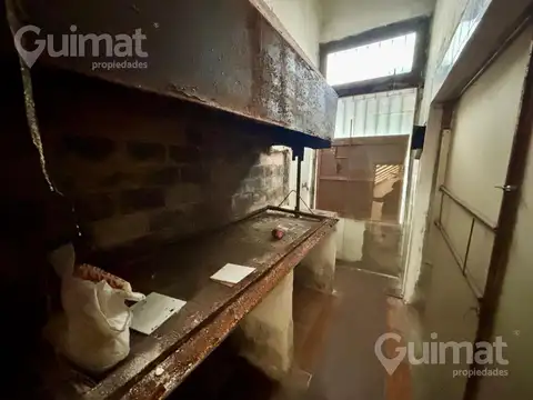 Local en Venta 80 años