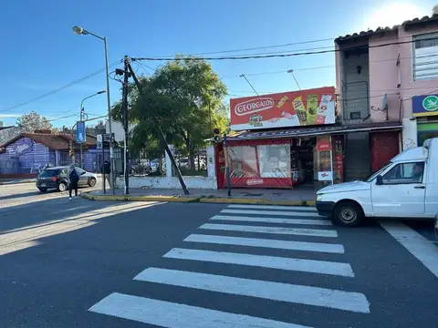 Lotes en venta en Thames y Colectora Panamericana