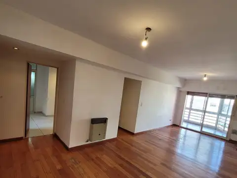 Blanco 4800, Piso 8