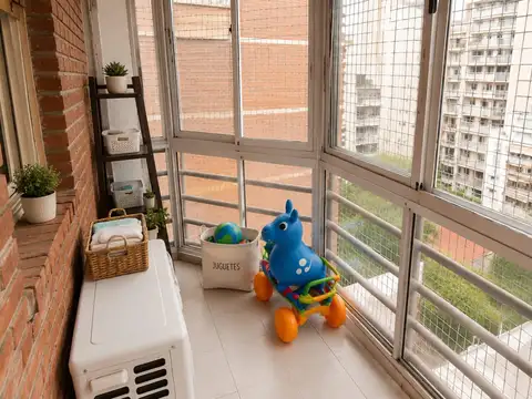Excelente Semipiso 3 Amb Balcon Y Cochera. 86 Mts. Bco Encalada 4800. V Urquiza.