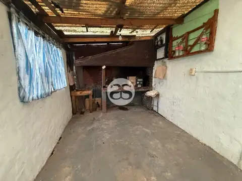 Casa 3 ambientes con 2 baños