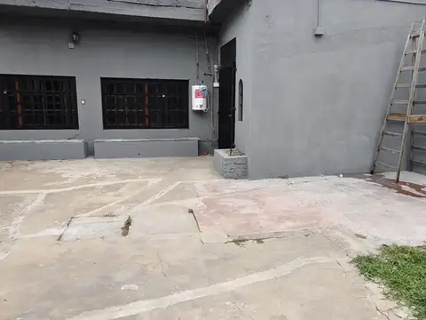 Excelente Ph 3 Amb Cfte Con Gran Patio. Sto Cabral 1800 Ramos Mejía