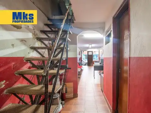 Venta. Local comercial. y viviendas de 4 amb , terraza en La Boca.