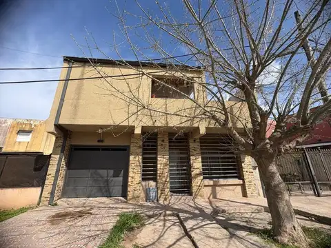 CASA EN VENTA EN ZÁRATE
