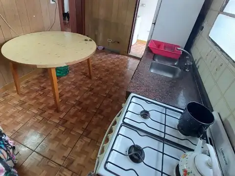 Depto Tipo Casa 4 ambientes con 2 baños