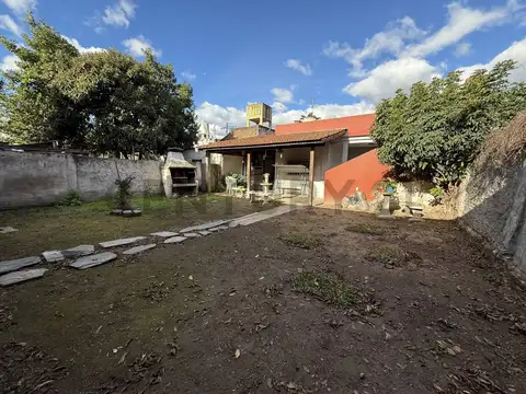 ALQUILER CASA PABLO PODESTA 3 AMBIENTES