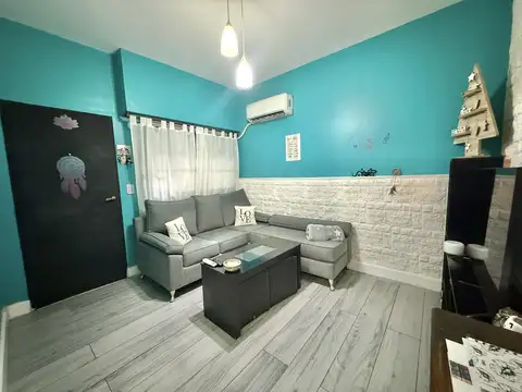 Depto Tipo Casa 2 ambientes con 1 baño