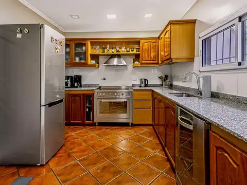 Casa en Venta en Santos Lugares, USD 240.000