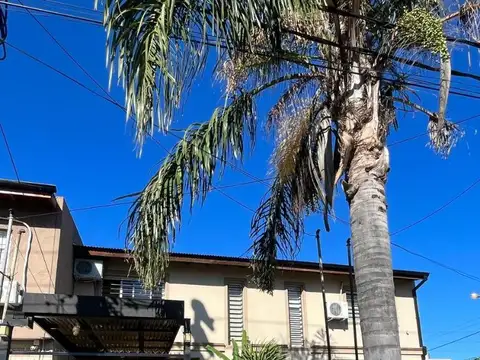 Venta Impecable duplex en Castelar Norte Apto credito