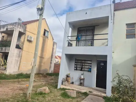 Depto Tipo Casa en Venta de 3 ambientes