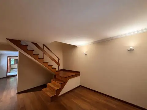 Casa en Venta en La Plata, USD 220.000