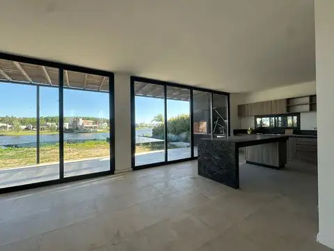 Casa en Venta 1 año