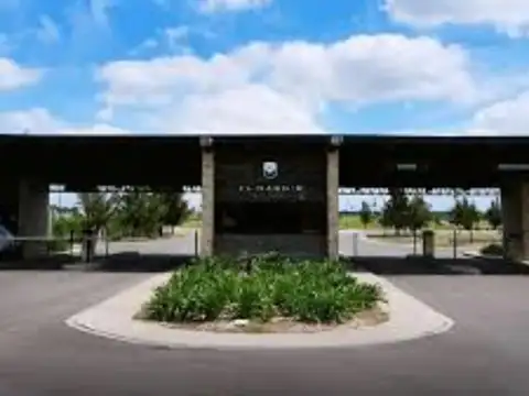 Terreno en venta en El Naudir