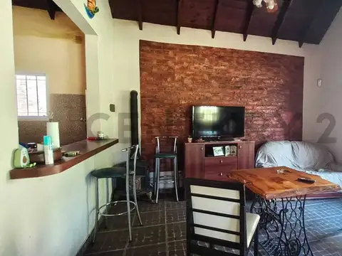 Casa 4 ambientes con 3 baños