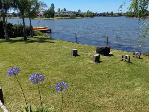 Casa en Alquiler de 4 dormitorios