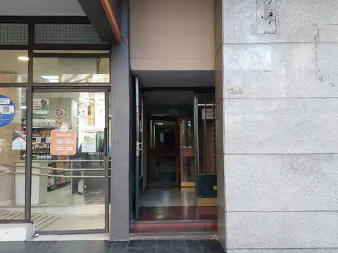 VENTA OFCINA MICROCENTRO