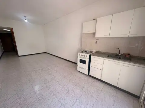 Caseros 2100, Piso 3