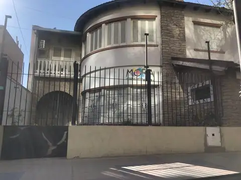 OPORTUNIDAD EN PLENO MICROCENTRO MENDOCINO