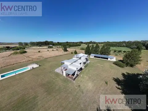 Venta de Chacra con Excelente  Casa  principal mas vivienda  de Huespedes  equipadas