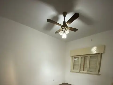 Depto Tipo Casa en Venta 56 años