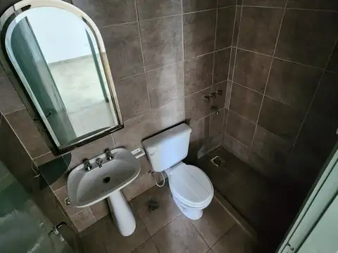 DEPARTAMENTO EN PLANTA ALTA