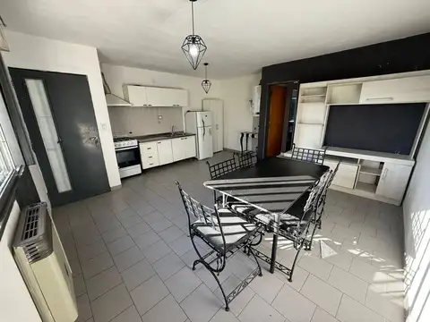 Depto Tipo Casa en Venta de 3 ambientes