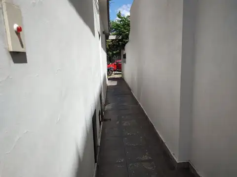 Depto Tipo Casa en Alquiler de 2 ambientes