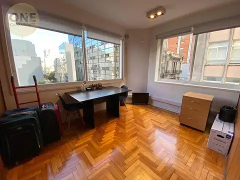 Oficina comercial en venta - Suipacha entre Diagonal Norte (Av.Roque Saenz Peña) y Pte Peron