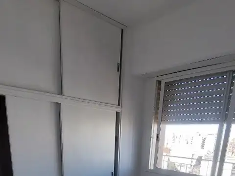 Buen depto 4 ambientes. Piso 8 al frente