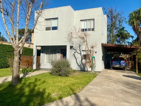 Casa en Venta 4 amb en Barrio Jardines de Escobar
