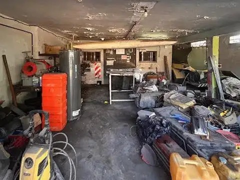 Galpon en Venta 23  mts Fondo