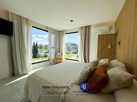 Casa 6 ambientes con 2 baños