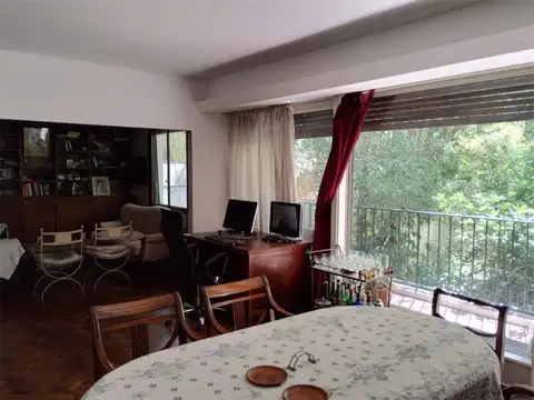 URIBURU JOSE E. PRES. 1500, Piso 1