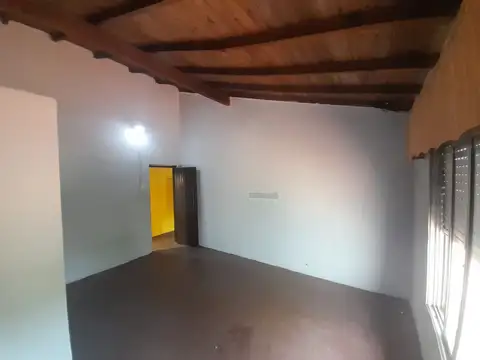 Depto Tipo Casa en Alquiler 46 años