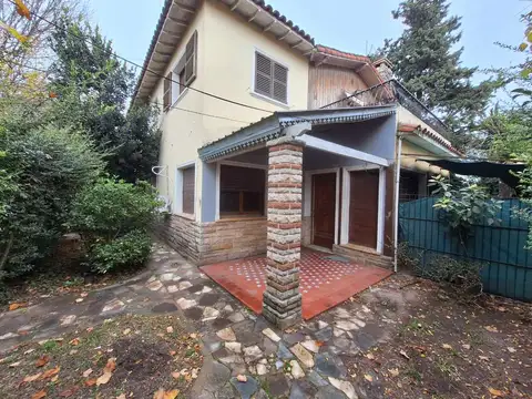 DOS CASAS 4 AMBIENTES VENTA FRANCISCO ALVAREZ