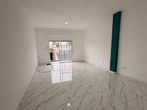 Departamento en Alquiler en Tablada, $ 610.000
