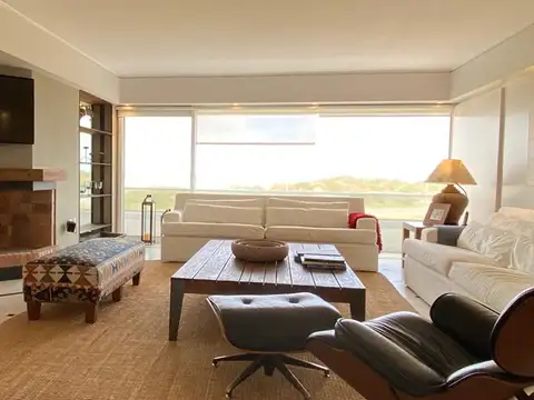 Departamento en Venta con 2 cocheras