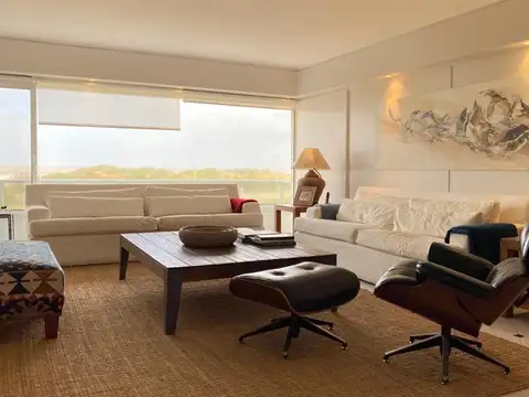 Departamento 5 ambientes con 4 baños