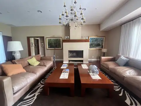 Casa en Venta en La Colina Villa de Campo, USD 795.000