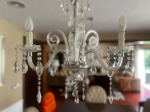 Casa 9 ambientes con 6 baños