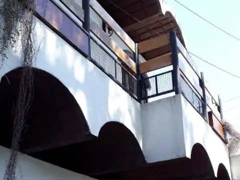 3 Casas sobre Lote propio de 329m2 - LIQUIDO X VIAJE
