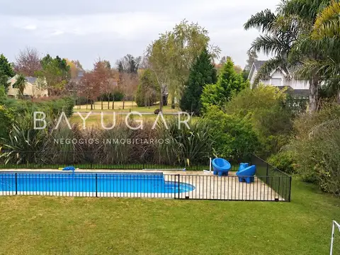 Casa en Venta de 4 dormitorios