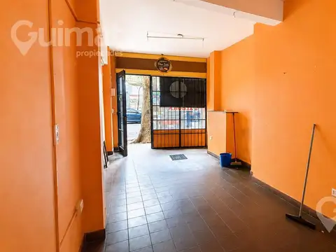 Local en Venta 40 años