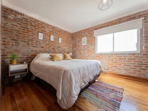 Casa 10 ambientes con 6 baños